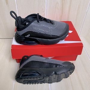 Nike Air Max 2090 toddler 6c